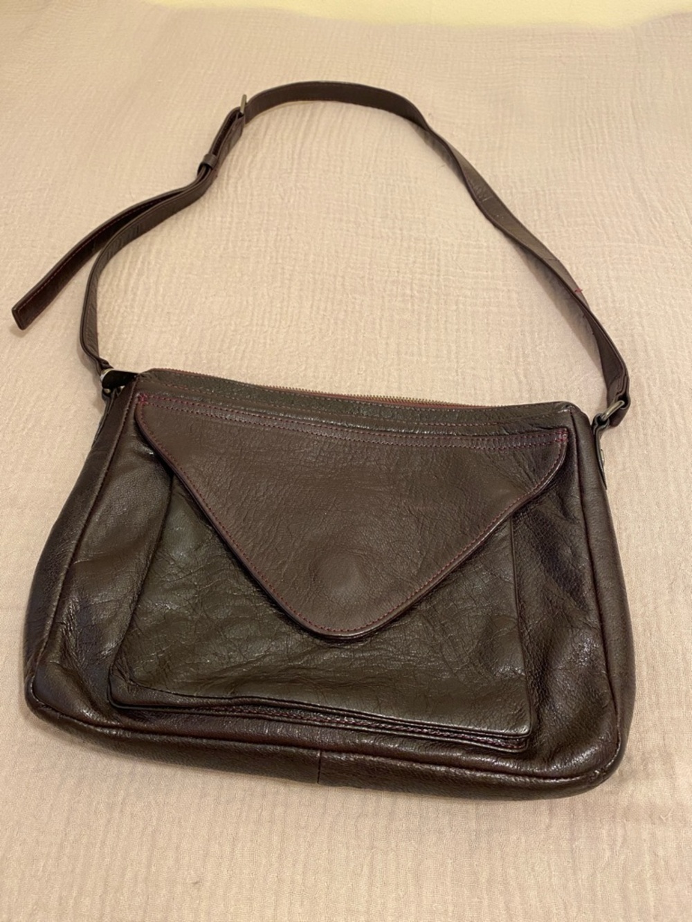 LAUREN MERKIN Classic Dark Brown Leather Crossbody Bag -  Women's Shoulder Bag - Picture 2 of 11
